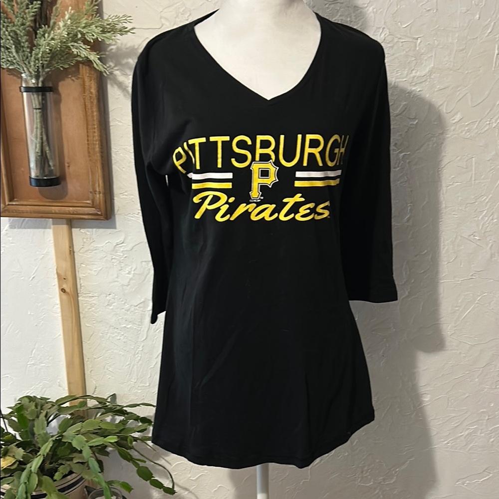 Pittsburgh Pirates Women's Black V-Neck Top